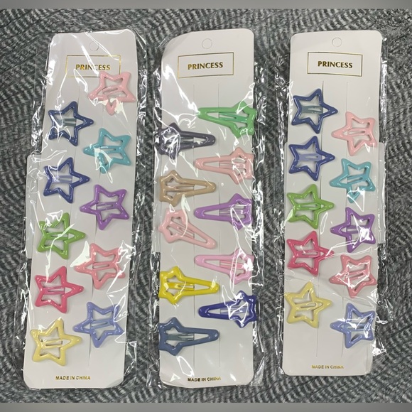 3/$10 Colorful Star Snap Hair Clips for Girls Small  Barrettes NEW 3 packs - Picture 1 of 9